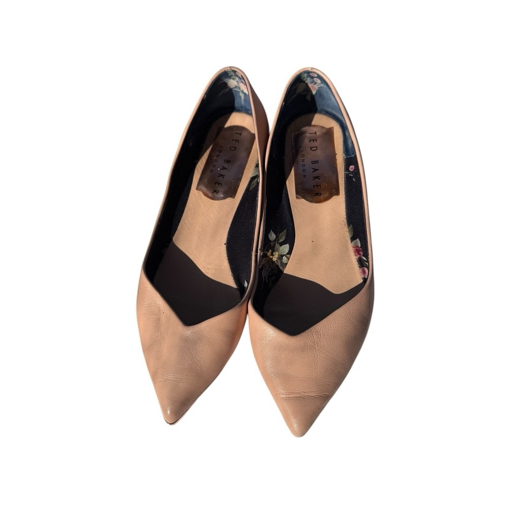 Ted Baker London Nude Pink Leather Pointed Toe Flats Rose Gold Floral S 5/5.5 - Picture 2 of 16